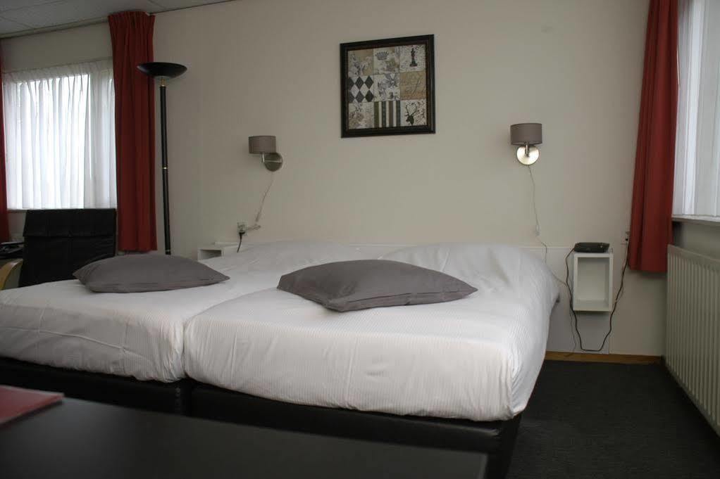 Hotel Triniteit Terneuzen Exterior photo